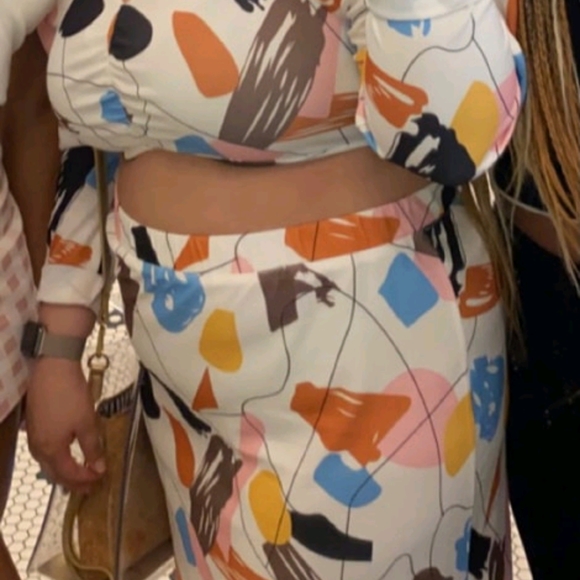 2PC Set - Picture 8 of 9